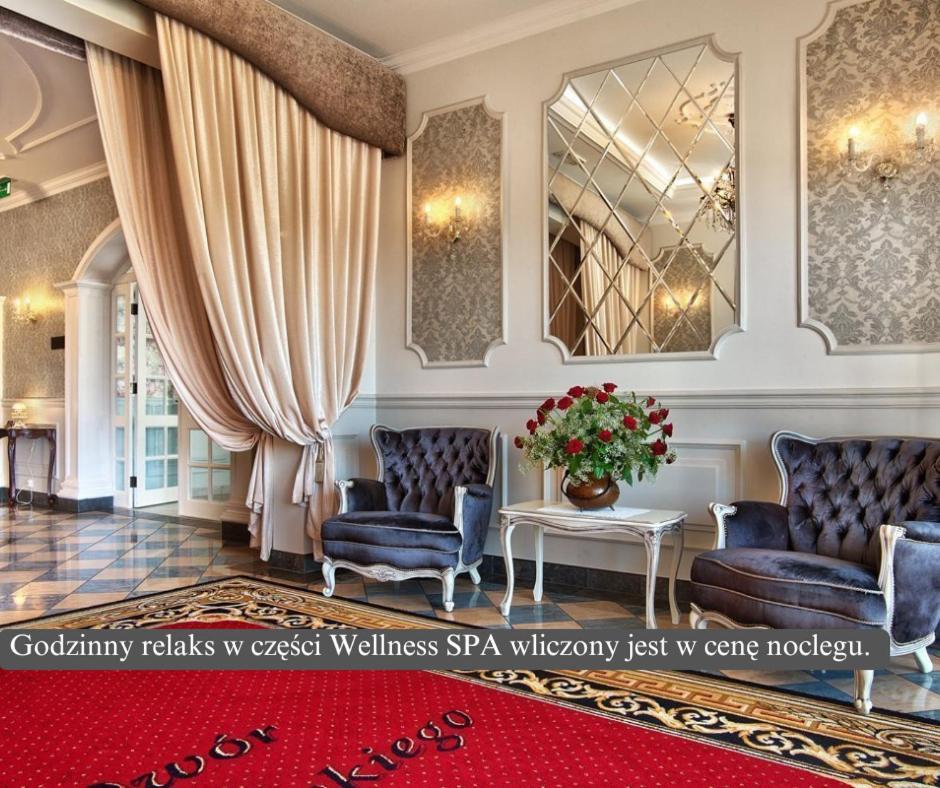 Dwor Czarneckiego Otel Porosły Dış mekan fotoğraf