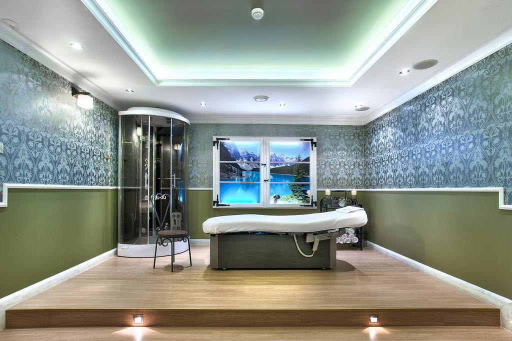Dwor Czarneckiego Otel Porosły Dış mekan fotoğraf