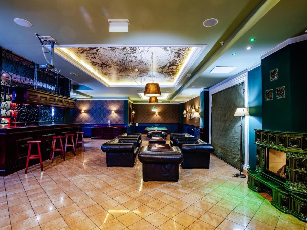 Dwor Czarneckiego Otel Porosły Dış mekan fotoğraf